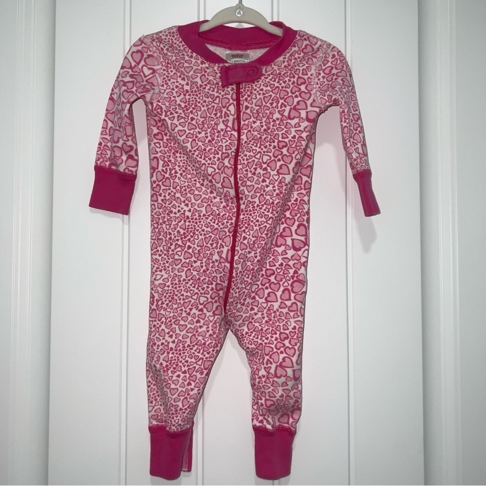 Hanna Andersson Long Sleeve Heart Zip Up Onesie Size 6-9 Months
